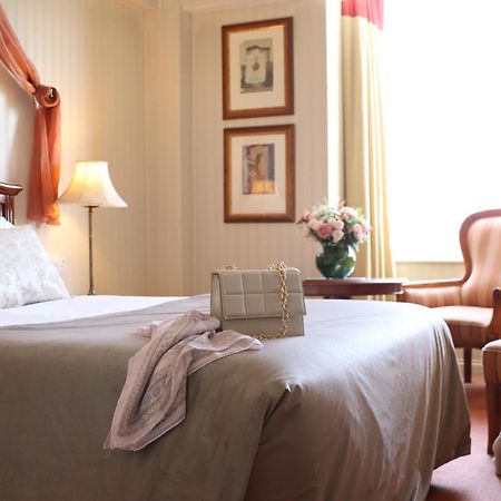 River Island Hotel Castleisland Eksteriør bilde