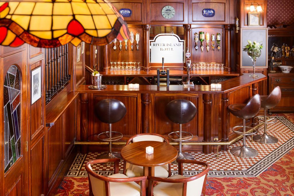 River Island Hotel Castleisland Eksteriør bilde