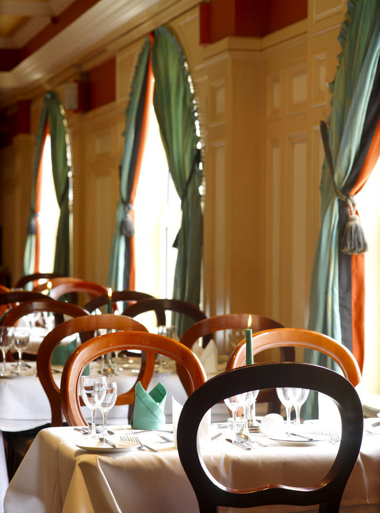 River Island Hotel Castleisland Eksteriør bilde